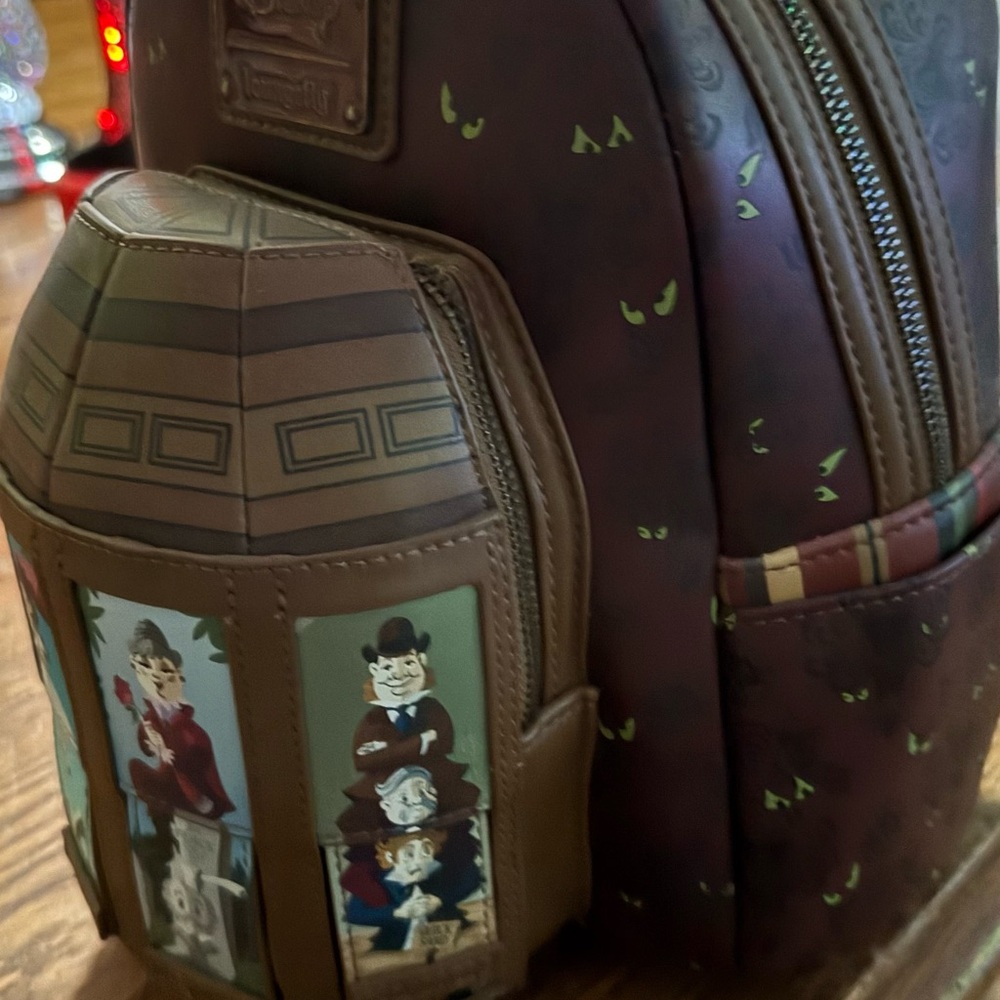 Loungefly haunted mansion stretching portraits brand new with tags - Picture 2 of 5